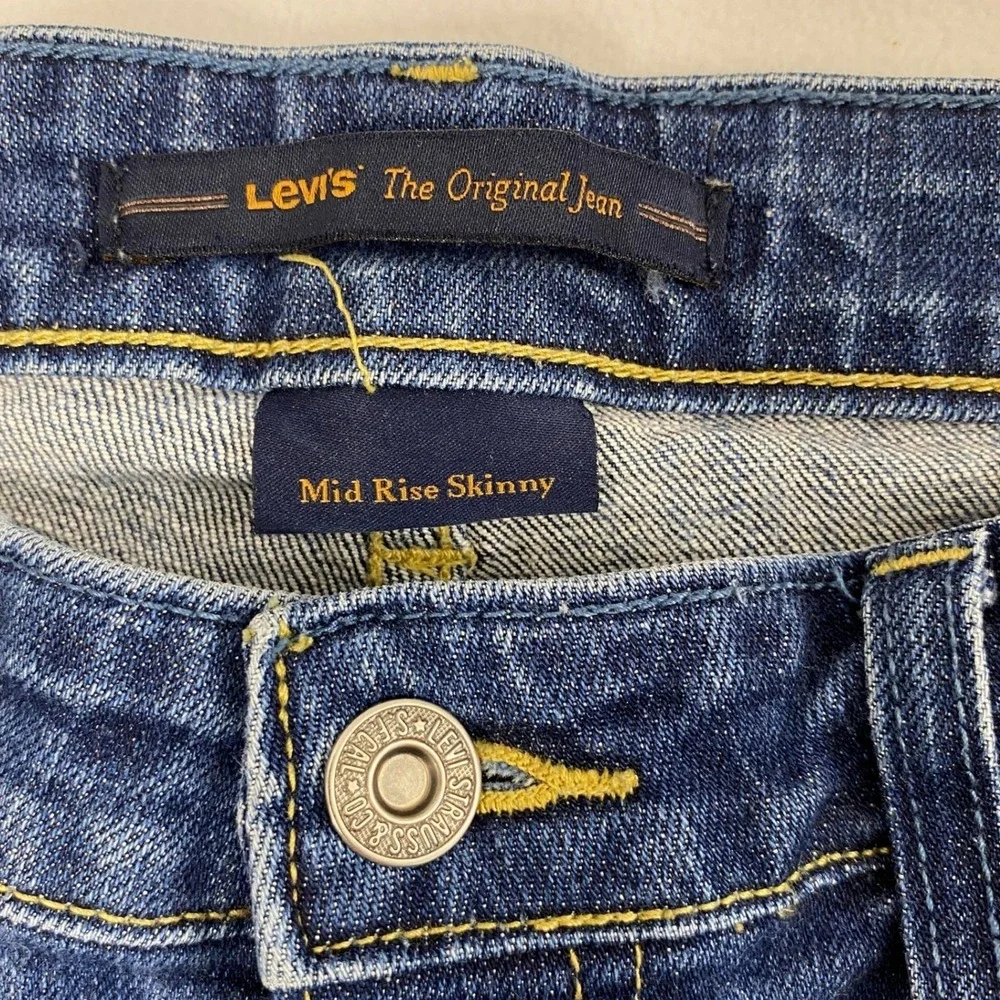 Levis provides waist